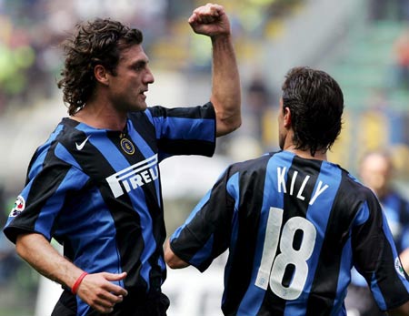 的表現榮膺 的表現榮膺