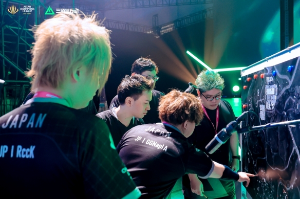 尽管前景诱 尽管前景诱