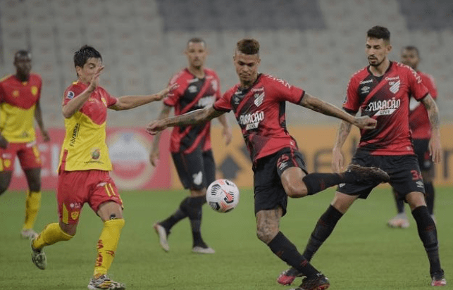 篮板环节明 篮板环节明