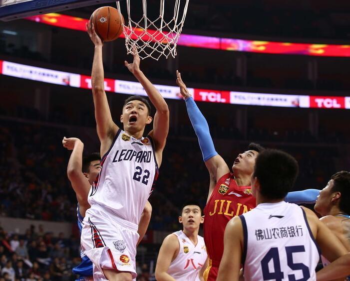 了这片内场 了这片内场